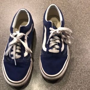 Vans men’s young teen blue sneaker